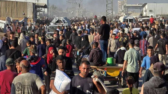 غزة تباد.. جيش الاحتلال يقتل 48 فلسطينيا بينهم 15 من منتظري المساعدات
