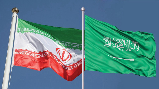 إيران تبدي رغبتها في تطوير العلاقات مع السعودية بجميع المجالات