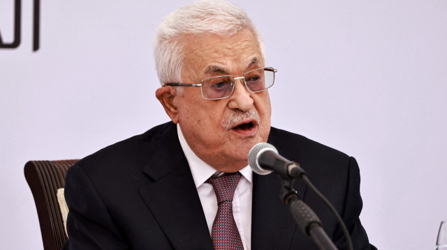 Le président de l'Autorité palestinienne, Mahmud Abbas, prononce un discours lors de l'inauguration du centre anticancéreux Istishsari à Ramallah, le 14 mai 2025.