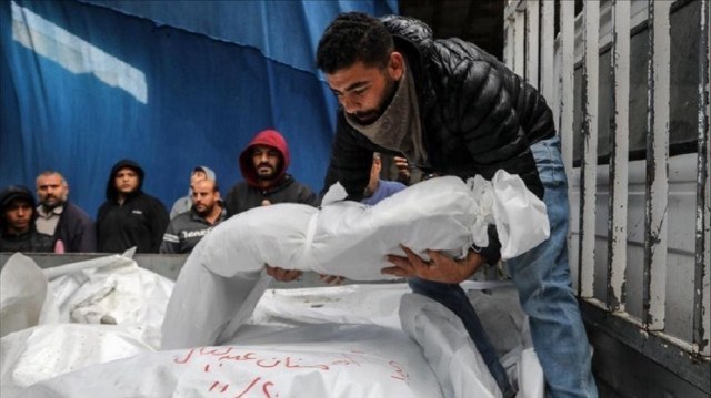 حكومة غزة: عدد ضحايا مصائد الموت وصل 995 قتيلا