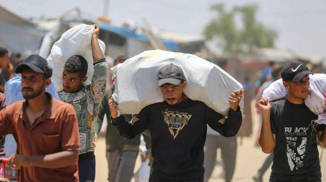 جيش الاحتلال يقتل 30 فلسطينيا من منتظري المساعدات شمال غزة 