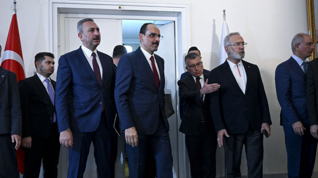 İbrahim Kalın, "Terörsüz Türkiye" çalışmaları kapsamında AK Parti TBMM Grubu ile görüştü
