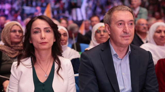 DEM Parti eş genel başkanları Tülay Hatimoğulları ve Tuncer Bakırhan