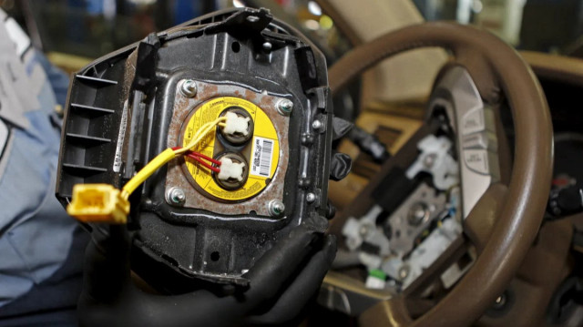 L’association de consommateurs réclame réparation pour les préjudices subis, accusant Stellantis de nier sa responsabilité dans ce scandale de sécurité automobile.