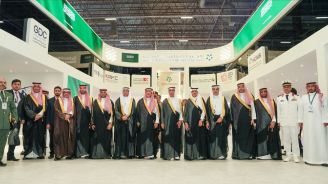 مشاركة سعودية واسعة في معرض "آيدف 2025" بإسطنبول