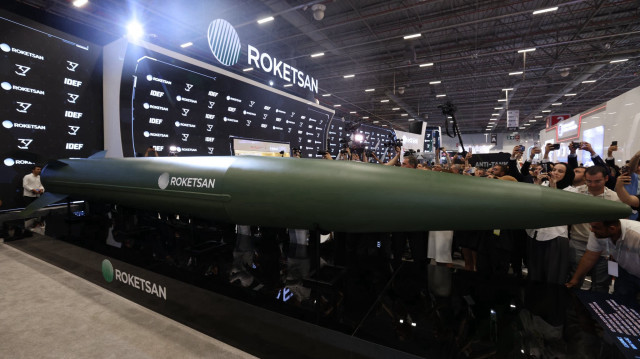Le premier missile balistique hypersonique turc, Tayfun Block-4, développé par la société Roketsan, au salon IDEF 2025, à Istanbul, le 22 juillet 2025.