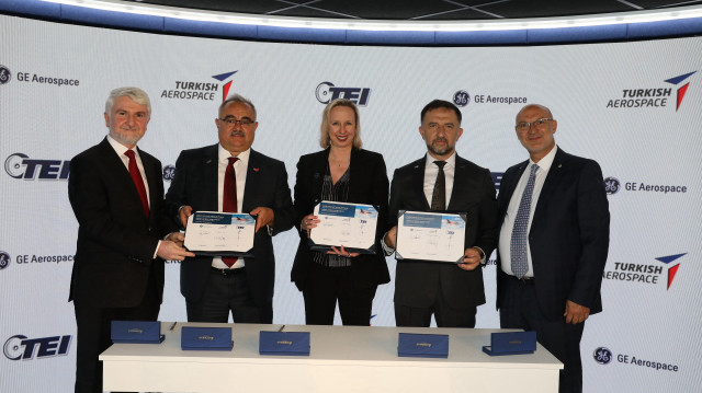 Un accord signé à l'IDEF 2025 renforce la coopération entre Türkiye et les États-Unis autour du moteur F404 destiné au Hurjet de TAI.