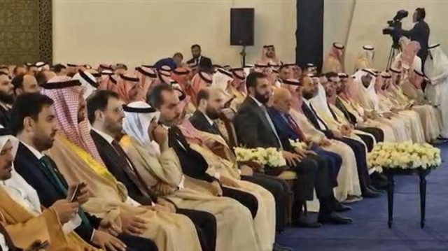 سوريا.. قرار بتحويل مطار المزة العسكري إلى مدني