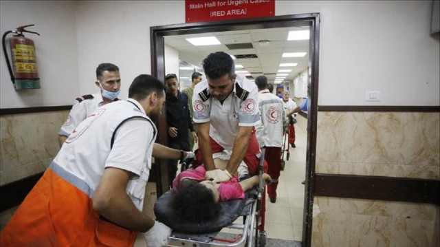 الضفة.. تواصل حملة التبرع بالدم لدعم جرحى ومرضى غزة