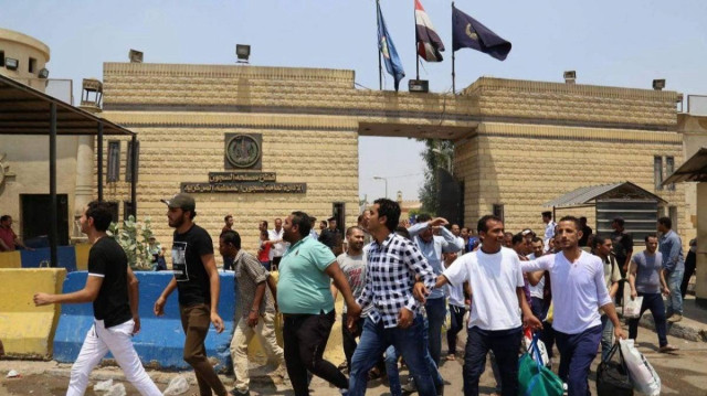 مصر.. الإفراج عن 1056 سجينا بعفو رئاسي