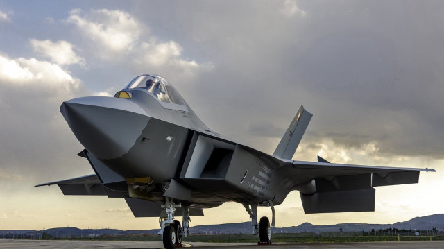 L’entreprise turque EHSIM présente un système de guerre électronique avancé destiné à protéger le nouvel avion de combat KAAN contre les missiles ennemis.