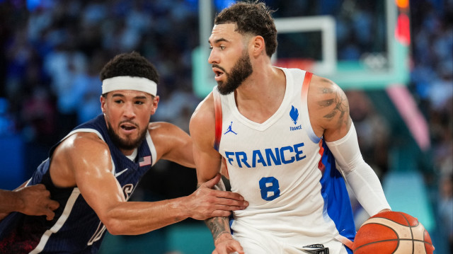 Anadolu Efes Isaia Cordinier'i kadrosuna kattı