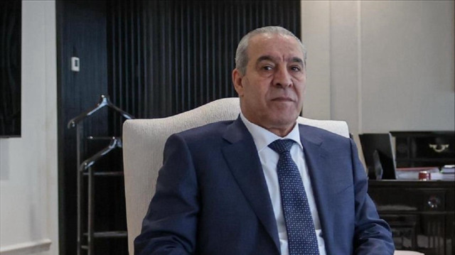 نائب عباس يشيد بموقف ستارمر تجاه التجويع الإسرائيلي بغزة