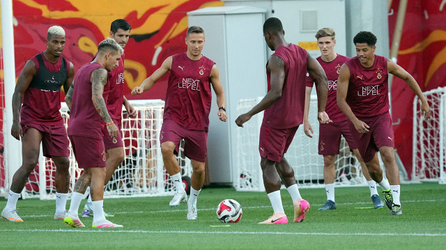 Galatasaray sezon hazırlıklarını sürdürdü