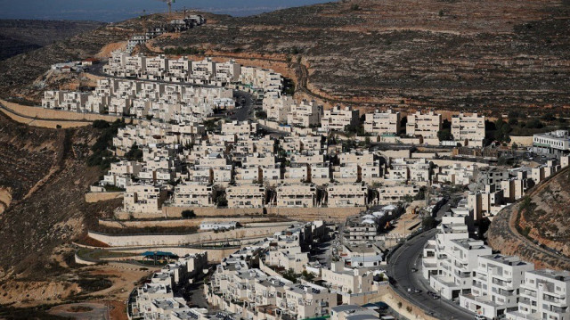 الضفة تحت العدوان.. زحف استيطاني يسرق جل أراضي بلدة تقوع 
