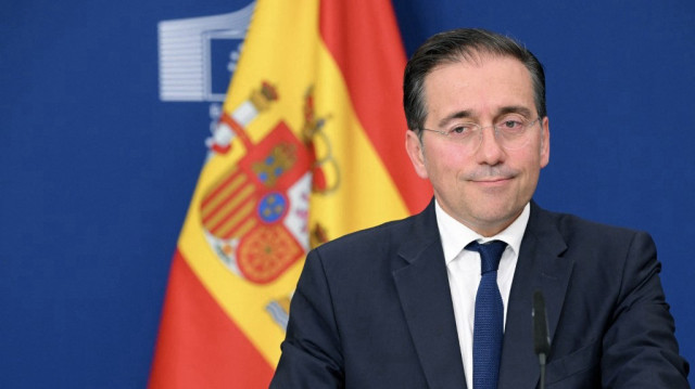 Le ministre espagnol des Affaires étrangères Jose Manuel Albares regarde pendant une conférence de presse sur un accord post-Brexit avec l'Espagne et Gibraltar au siège de l'UE à Bruxelles, le 11 juin 2025.