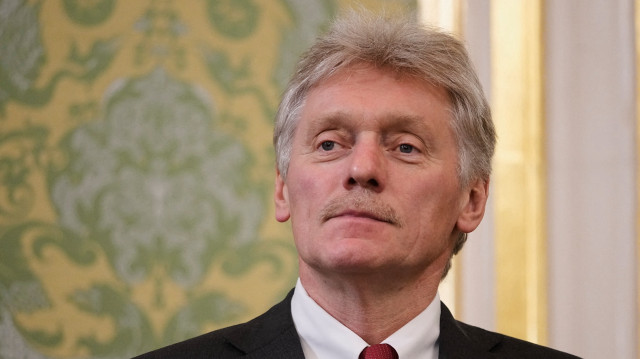 Le porte-parole du Kremlin, Dmitri Peskov, assiste aux pourparlers entre le président russe et le chef de la junte malienne au Kremlin, à Moscou, le 23 juin 2025.