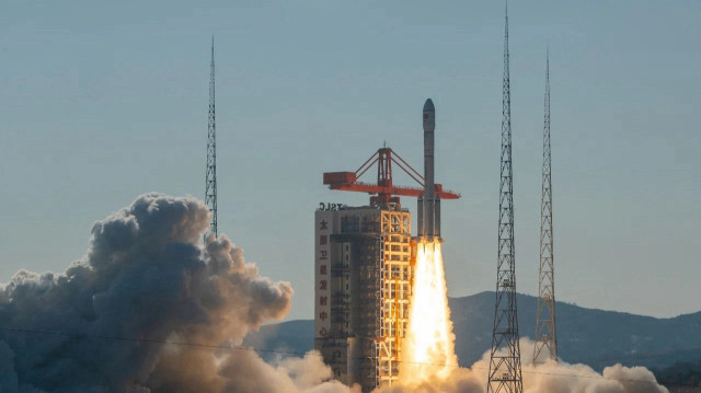 Le cinquième groupe de satellites d'une future constellation internet a été envoyé en orbite depuis le centre spatial de Taiyuan grâce à une fusée Longue Marche-6 modifiée.