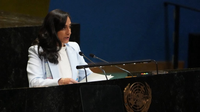 La ministre canadienne des Affaires étrangères, Anita Anand, s’exprime lors d’une conférence sur la solution à deux États entre Israël et la Palestine, au siège des Nations unies, le 28 juillet 2025 à New York. 