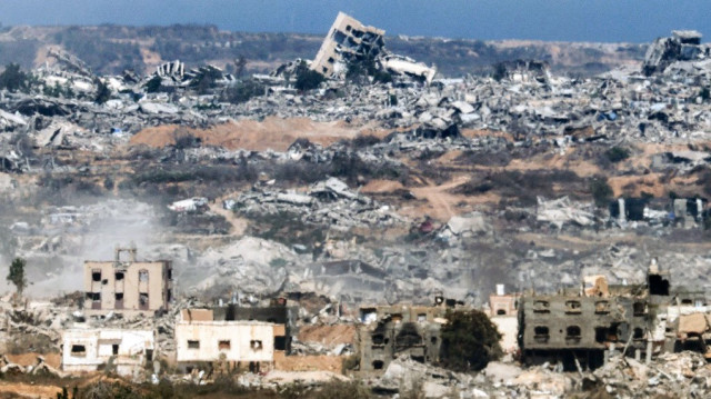 Des bâtiments détruits sont visibles dans la bande de Gaza, le 29 juillet 2025.