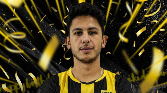 Ali Akkuş ile 3 yıllık sözleşme imzalandı. 