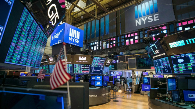 New York borsası karışık seyirle açıldı