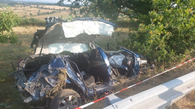Un adolescent a perdu la vie dans un accident de voiture à Gourdon, en France, le 3 juillet 2025, dans une course poursuite avec la police.