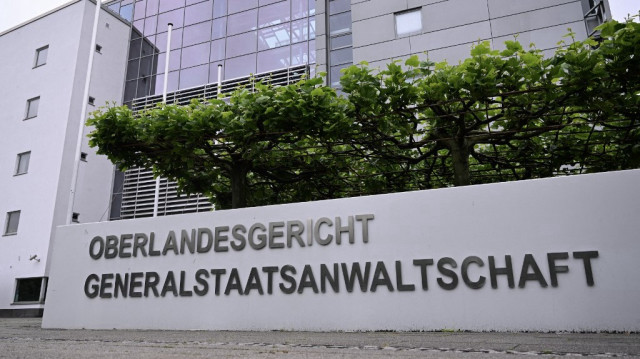 Le tribunal régional supérieur avant le jugement dans une affaire de justice climatique opposant un agriculteur péruvien au producteur d'électricité RWE à Hamm, dans l'ouest de l'Allemagne.