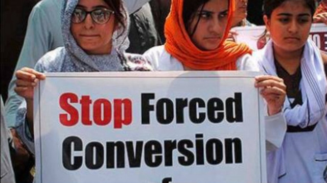 سندھ ہیومن رائٹس کمیشن نے واقعے کا نوٹس لیتے ہوئے متعلقہ اداروں سے رپورٹ طلب کر لی ہے