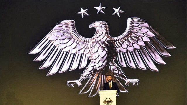 Suriye'nin devlet armasında değişikliğe gidildi