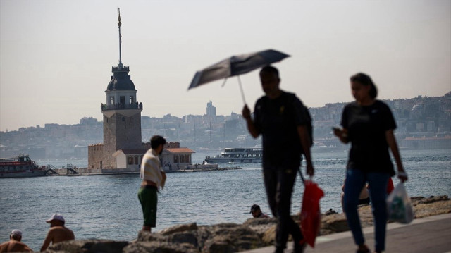 İstanbul Valiliği artan hava sıcaklığı nedeniyle açıklama yaptı.
