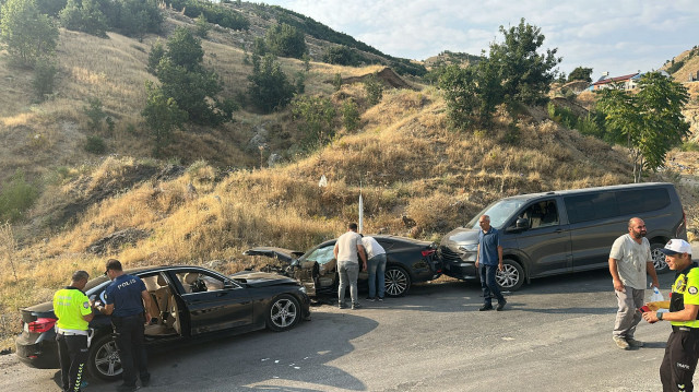 Yaralıların hayati tehlikesinin bulunmadığı öğrenildi.