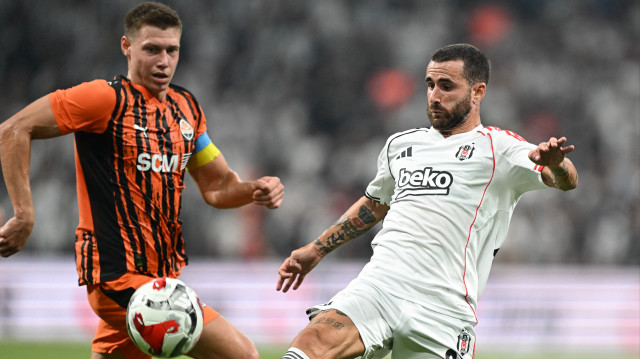 Rafa Silva'nın Shakhtar Donetsk oyuncusu Mykola Matviyenko'yla mücadelesi