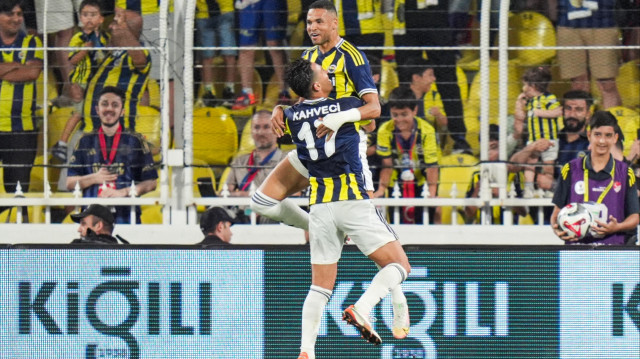 İrfan Can Kahveci'nin gol sevinci.