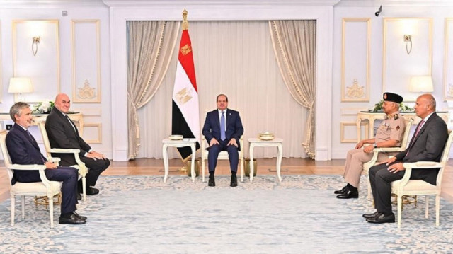 السيسي يبحث مع وزير دفاع إيطاليا التعاون العسكري