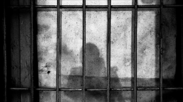 حماس تحذر من أوضاع "كارثية" للأسرى الفلسطينيين بسجون الاحتلال