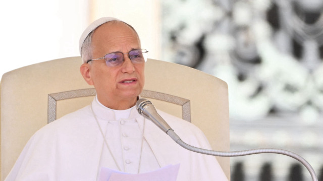 Le pape Léon XIV s'exprime lors de l’audience générale hebdomadaire sur la place Saint-Pierre au Vatican, le 30 juillet 2025.