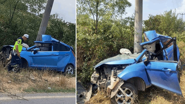 Sakarya'da otomobilin direğe çarptığı kazada 14 yaşındaki sürücü ve kardeşi öldü.