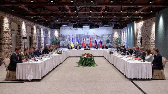 بإطار مفاوضات إسطنبول.. روسيا وأوكرانيا تواصلان تبادل الأسرى