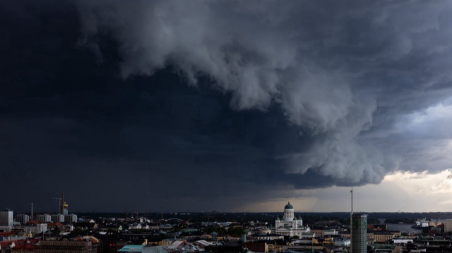 Plus de 11.000 ménages touchés dans le sud-ouest da la Finlande, des alertes météo toujours en vigueur.