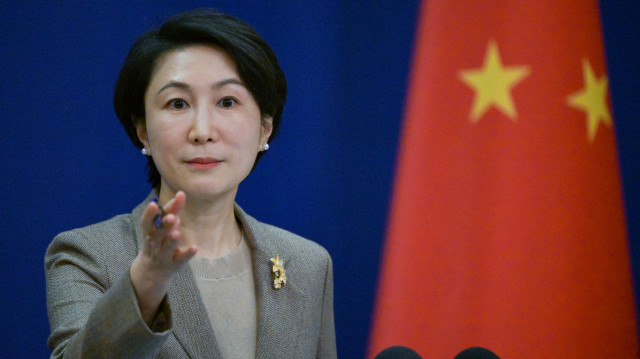 La porte-parole du ministère chinois des affaires étrangères, Mao Ning, participe à une conférence de presse au ministère des affaires étrangères à Pékin, le 15 janvier 2024.