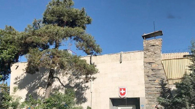 سويسرا تعيد فتح سفارتها في طهران بعد إغلاق مؤقت
