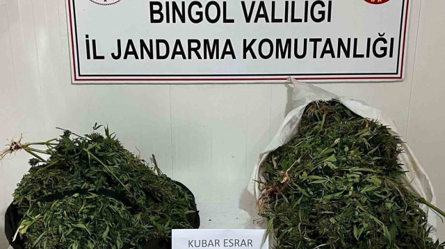 BİNGÖL'DE UYUŞTURUCU ELE GEÇİRİLDİ