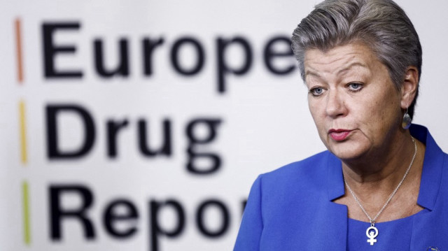 La commissaire européenne chargée des affaires intérieures, Ylva Johansson, s'exprime lors d'une conférence de presse sur le rapport européen sur les drogues 2023 au siège de l'UE à Bruxelles, le 16 juin 2023.