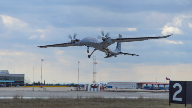 Turkish firm unveils world's 1st low-altitude multipurpose drone at defense expo in Istanbul