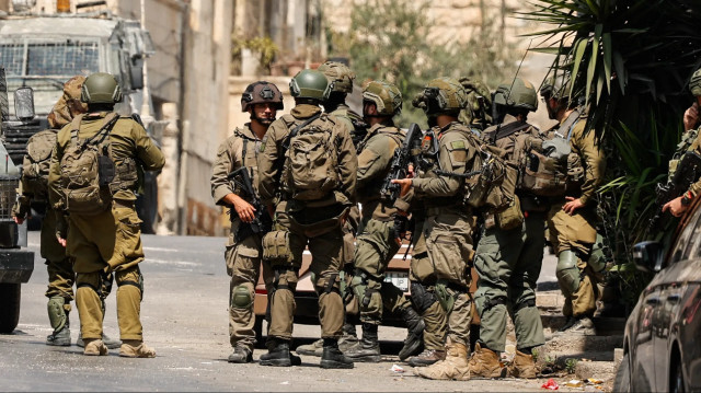 الاحتلال يقتل 53 فلسطينيا بينهم 17 من منتظري المساعدات الجمعة