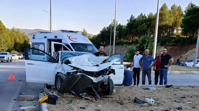 Sürücülerden Ali U'nun hayati tehlikesinin olduğu öğrenildi.
