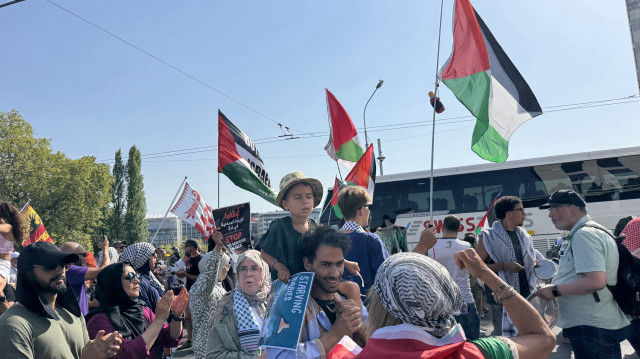 جنيف.. الآلاف ينددون بسياسة التجويع الإسرائيلية في غزة