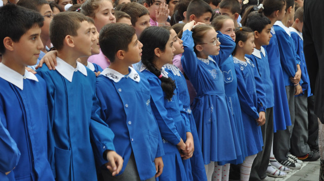 Bakan Tekin yeni okul kıyafetleri hakkındaki detayları açıkladı