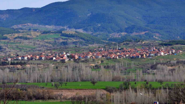 Erdoğmuş, Gediz Belediyesi sınırlarına dahil edilerek resmen mahalle statüsü kazanacak.